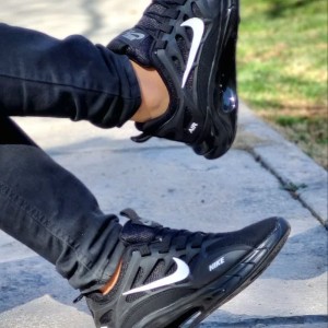 کفش کتونی اسپرت مردانه و پسرانه نایک  زیره کپسولی مشکی نایک سفید با کیفیت بالا با اراسال رایگان