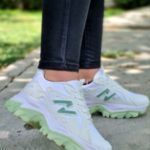 حراج باورنکردنی کفش اسپرت دخترانه و زنانه مدل نیو بالاس  با طراحی فوق العاده زیبا سفید سبز با ارسال رایگان