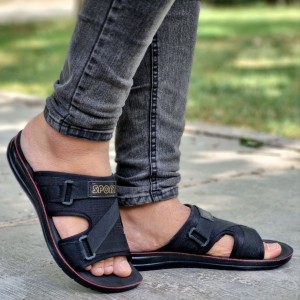 حراج ویژه تابستانه دمپایی صندل مردانه پسرانه زیره پیو سبک و راحت مناسب استفاده روزمره رنگ مشکی با ارسال رایگان