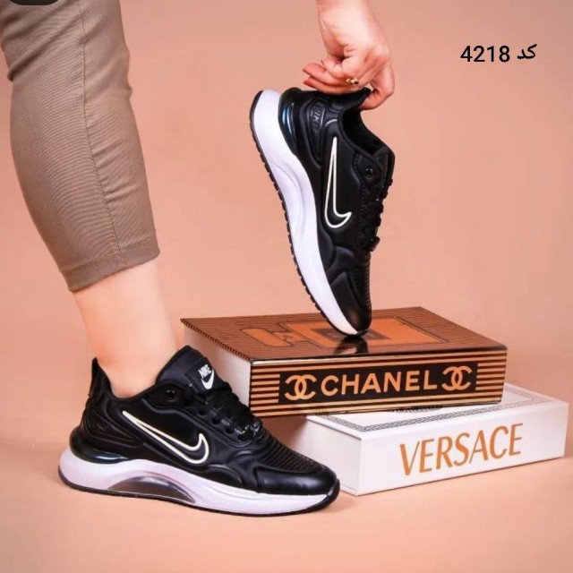 فروش ویژه  کفش کتونی اسپرت زنانه دخترانه مدل نایک زوم زیره پیو رنگ مشکی زیره سفید شیک و خاص  با ارسال رایگان 4218