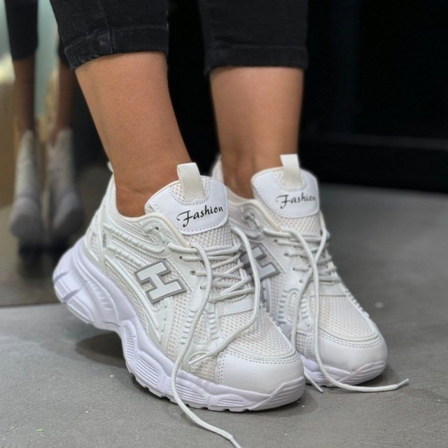 حراج ویژه  کفش کتونی اسپرت زنانه دخترانه مدل H مناسب باشگاه و پیاده روی رنگ سفید طوسی   با ارسال رایگان