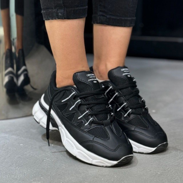 فروش فوق العاده کفش اسپرت زنانه دخترانه  مدل بالنسیاگا Balenciaga بسیار شیک و خواستنی  رنگ مشکی با ارسال رایگان