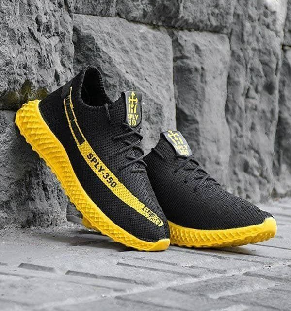 فروش فوق العاده ست کفش اسپرت بافت مردانه و زنانه نرم و راحت  رنگ مشکی  زرد باارسال رایگان