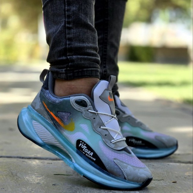 فروش ویژه کفش اسپرت  مردانه و پسرانه  مدل نایک زیره کپسولی شیک و خاص رنگ سفید طوسی سبز ابی با ارسال رایگان