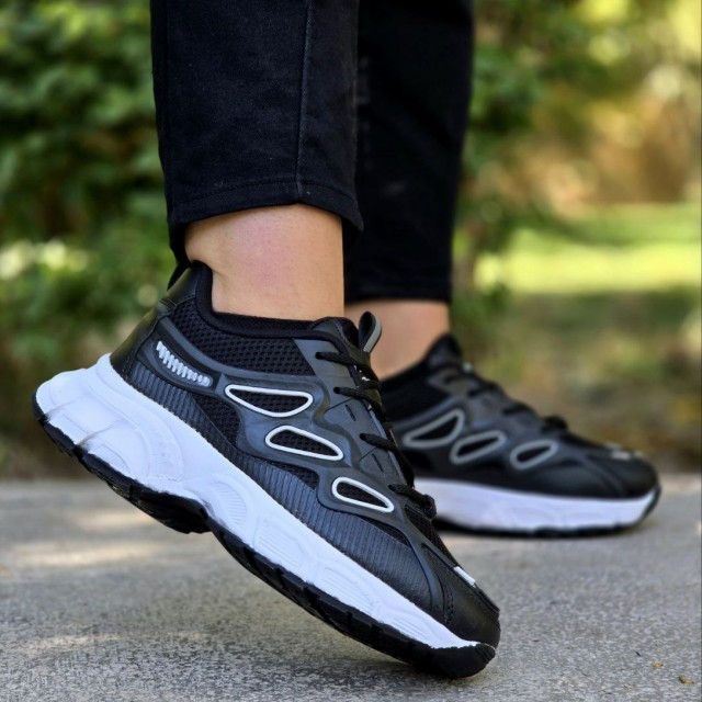 فروش ویژه کفش کتونی اسپرت زنانه دخترانه مدل اشکی فوق العاده زیبا و با کیفیت  رنگ مشکی سفید باارسال رایگان