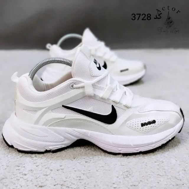 فروش جذاب کفش کتونی اسپرت مردانه پسرانه مدل نایک با قیمتی  فوق العاده رنگ سفید نایک مشکی  باارسال رایگان کد 3728