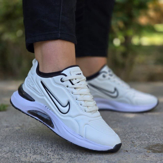 فروش فوق العاده کفش کتونی اسپرت زنانه دخترانه مدل نایک زوم  مناسب باشگاه و ورزش رنگ سفید مشکی   با ارسال رایگان 4217