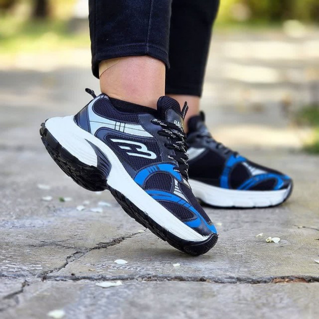 حراج پاییزه کفش کتونی اسپرت زنانه دخترانه مدل بالنسیاگا Balenciaga نرم و راحت رنگ مشکی ابی سفید با ارسال رایگان