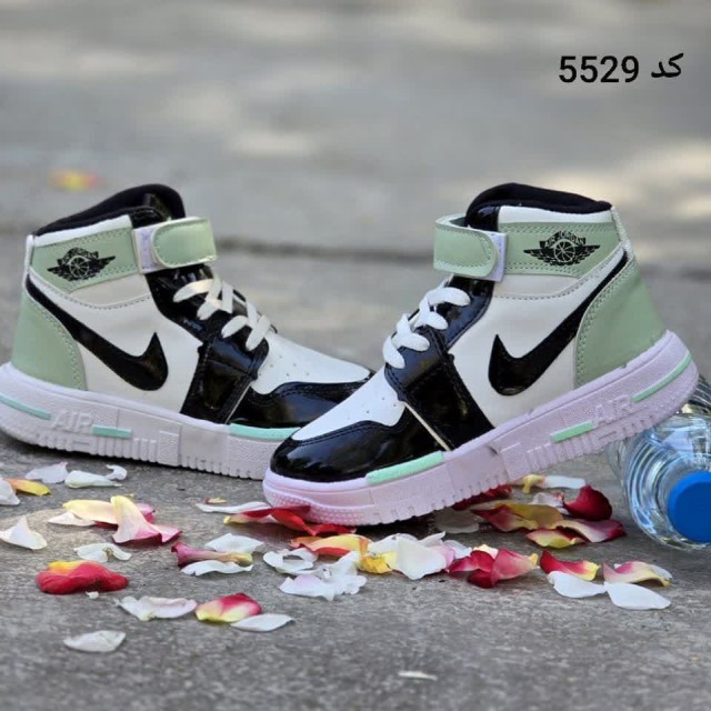 حراج نیم بوت اسپرت بچگانه مدل جردن با دوام و با کیفیت رنگ سفید مشکی سبز با ارسال رایگان  کد 5529