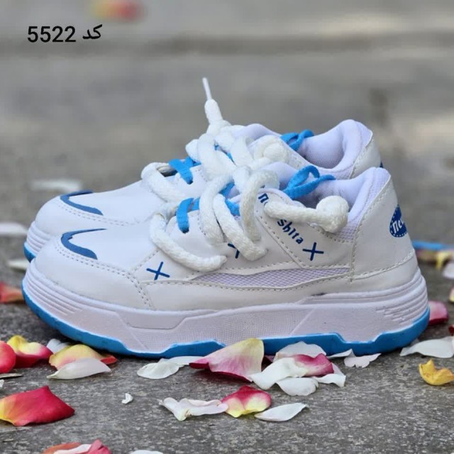فروش  کفش اسپرت بچگانه مدل نیوشیتا نرم و راحت رنگ  سفید ابی با ارسال رایگان  کد 5522