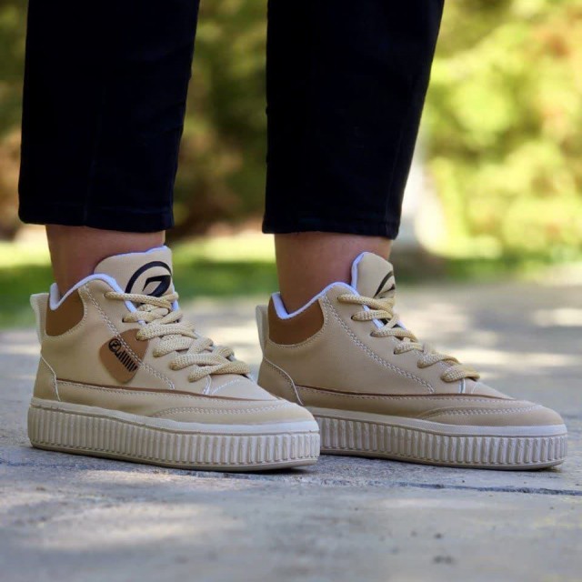 تخفیف فوق العاده جذاب کفش نیم بوت زنانه دخترانه مدل فشیون  بینهایت شیک رنگ کرم قهوه ای باارسال رایگان کد 4524