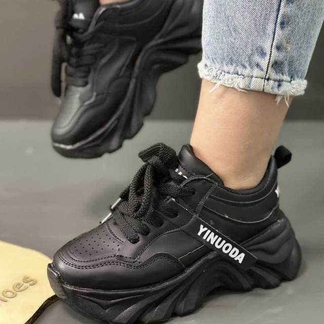 حراج بی نظیرکفش کتونی اسپرت زنانه دخترانه مدل یوندا YINOUDA زیبا و دلبر رنگ مشکی تمام  باارسال رایگان