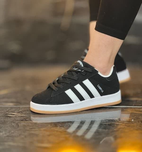 حراج دلبرانه کفش کتونی اسپرت زنانه دخترانه مدل کامپوسcampus شیک و زیبارنگ مشکی سفید باارسال رایگان