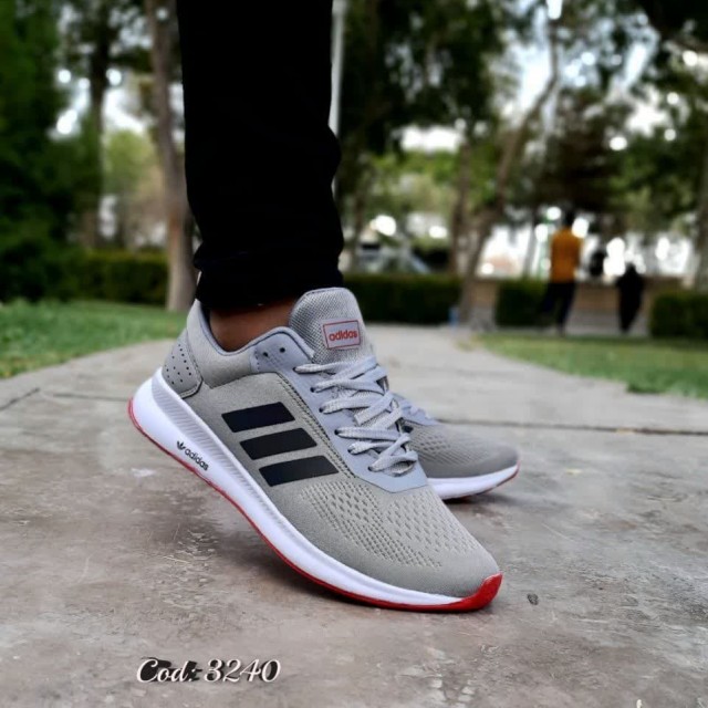 فروش واقعی کفش اسپرت مردانه مدل  آدیداس اسپیسر زیبا و بادوام رنگ طوسی مشکی باارسال رایگان