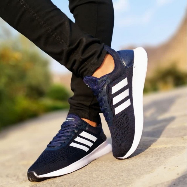 حراااج کفش  اسپرت مردانه مدل  آدیداس اسپیسر   با کیفیت بالا رنگ سرمه ای سفید باارسال رایگان کد 3253