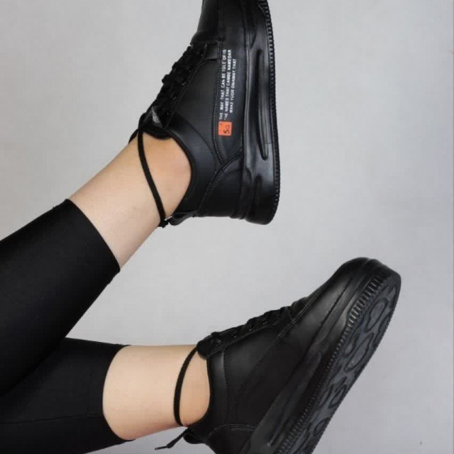 تخفیف ویژه  کفش کتونی اسپرت  ونس زنانه و دخترانه  مدل شاهین با طراحی زیبا رنگ مشکی باارسال رایگان کد 4339