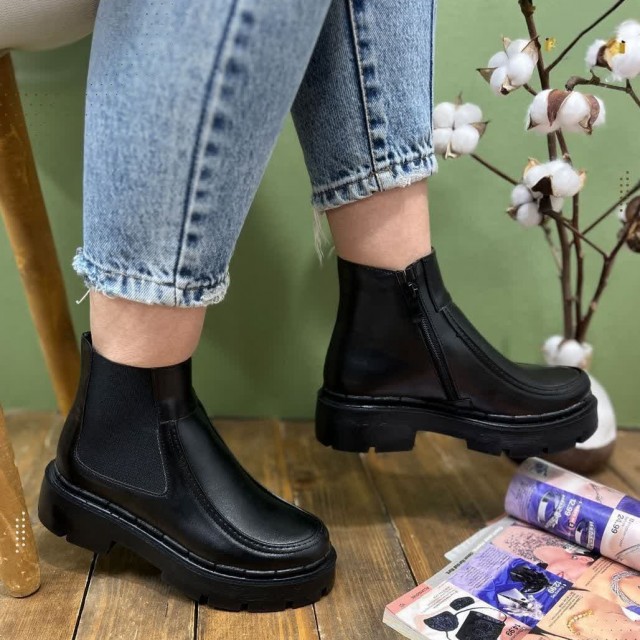 حراج ویژه کفش نیم بوت زنانه دخترانه مدل مونا شیک و دلبر  رنگ مشکی  باارسال رایگان