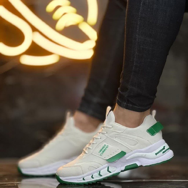 فروش جذاب کفش اسپرت ترند  مردانه و پسرانه فوقالعاده شیک رنگ سفید سبز باارسال رایگان کد 3333