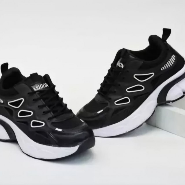 فروش ویژه کفش اسپرت زنانه دخترانه مدل اشکی مقاوم و بادوام رنگ مشکی سفید باارسال رایگان