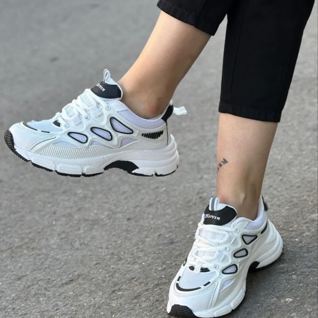 حراج باورنکردنی کفش اسپرت زنانه دخترانه مدل اشکی دلبر و جذاب رنگ سفید مشکی  با ارسال رایگان