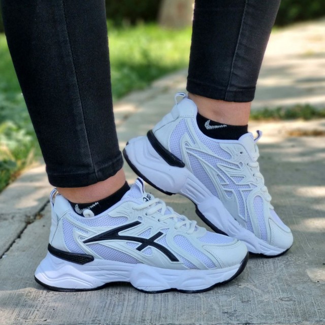 فروش فوق العاده کفش کتونی دخترانه و زنانه مدل اسیکس رنگ سفید مشکی زیره پیو و جدید با ارسال رایگان