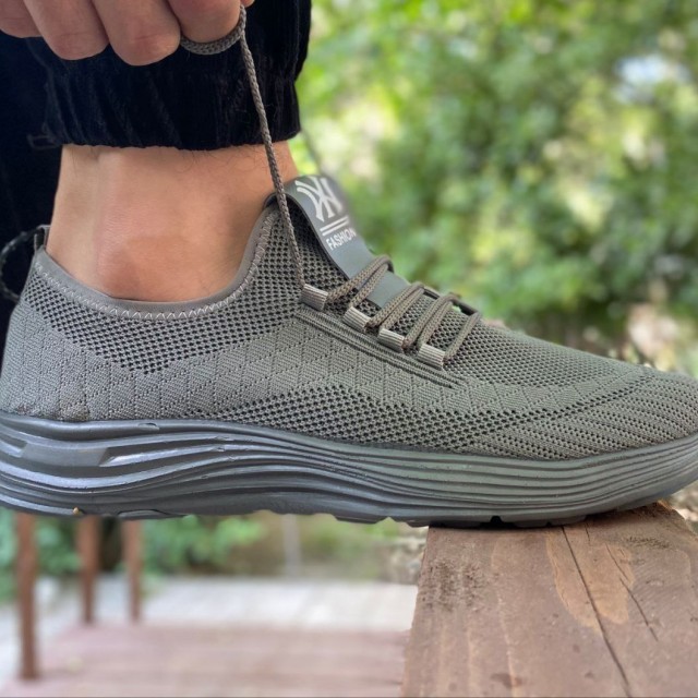 فروش ویژه کفش کتونی بافت مردانه و پسرانه رنگ طوسی یه کار شیک و مناسب پیاده روی با ارسال رایگان