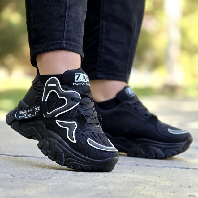 فروش استثنایی کفش کتونی اسپرت زنانه و دخترانه قلبی مدل زارا رنگ مشکی تمام یه کار با کیفیت و لژ دار  با ارسال  رایگان