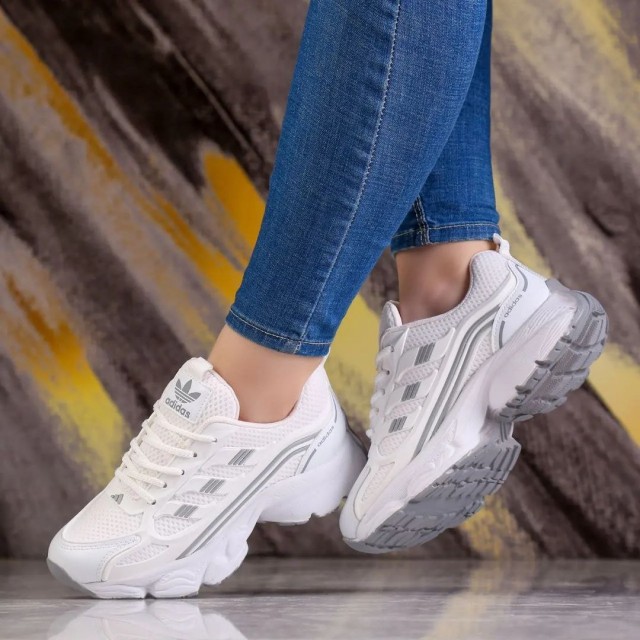 حراج بینظیر کفش اسپرت مدل آدیداس زنانه و دخترانه شیک و دلبر رنگ سفید طوسی باارسال رایگان