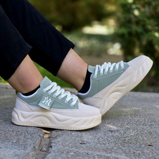 فروش دلبرانه کفش ونس زنانه دخترانه مدل Fashion جذاب و باکیفیت رنگ کرم سبز باارسال رایگان