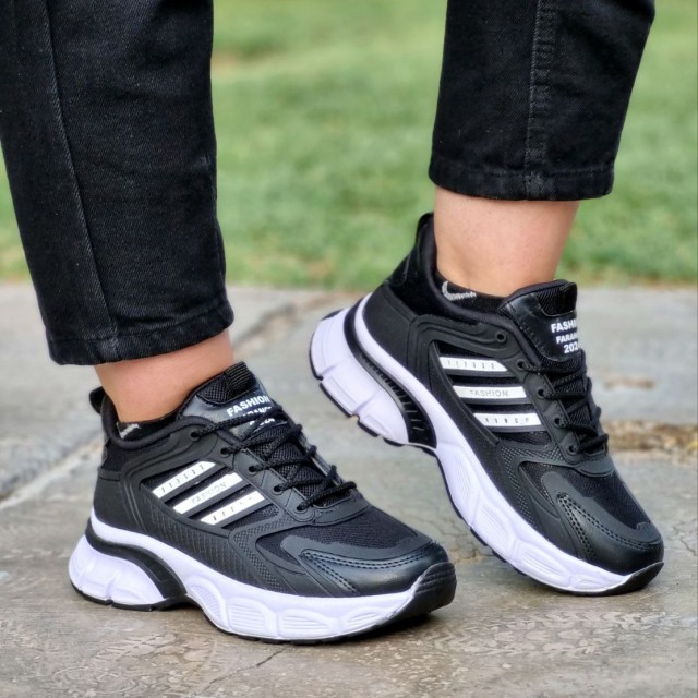 فروش خارق العاده کفش اسپرت  زنانه دخترانه مدل آدیداس ویژه و خاص رنگ مشکی سفید باارسال رایگان