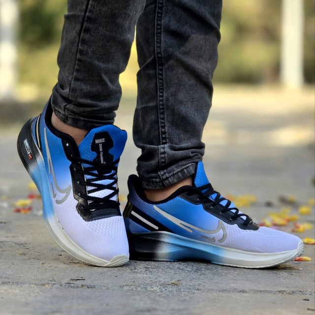 فروش جذاب کفش اسپرت مردانه مدل نایک اسپیسر بسیار بادوام رنگ سفید ابی باارسال رایگان