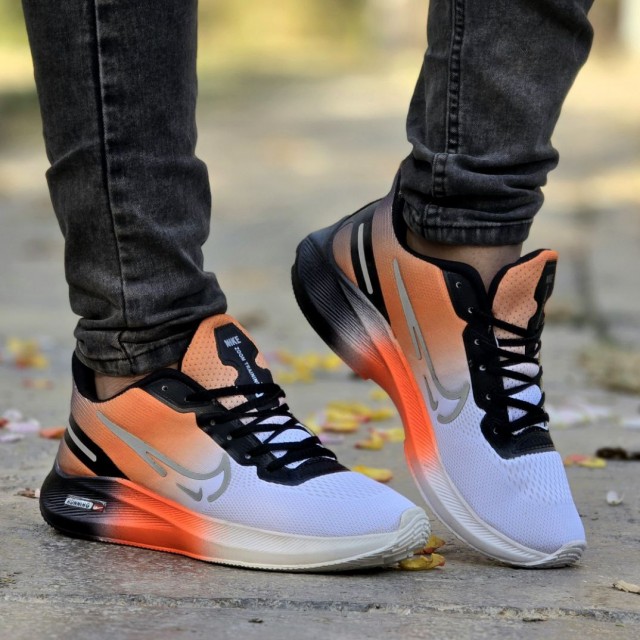 فروش واقعی کفش اسپرت مردانه مدل نایک اسپیسر با کیفیت عالی رنگ سفید نارنجی باارسال رایگان