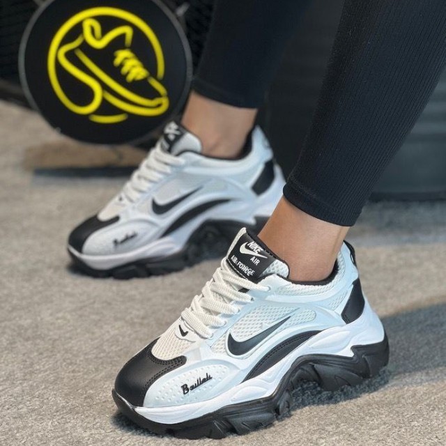 حراااااجی کفش اسپرت دخترانه زنانه مدل نایک زیره پیو طبی رنگ سفید مشکی باارسال رایگان