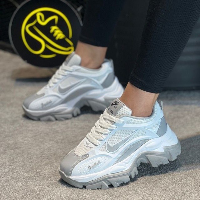 حراج ویژه کفش اسپرت دخترانه نرم و راحت رنگ سفید طوسی با ارسال رایگان