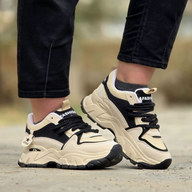 حراج واقعی کفش اسپرت زنانه مدل Fashion Star جذاب و کاربردی  رنگ کرم مشکی باارسال رایگان