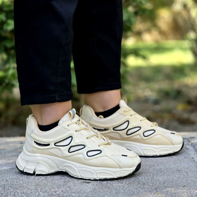 حراااجی کفش اسپرت زنانه دخترانه مدل اشکی نرم و سبک رنگ کرم مشکی باارسال رایگان