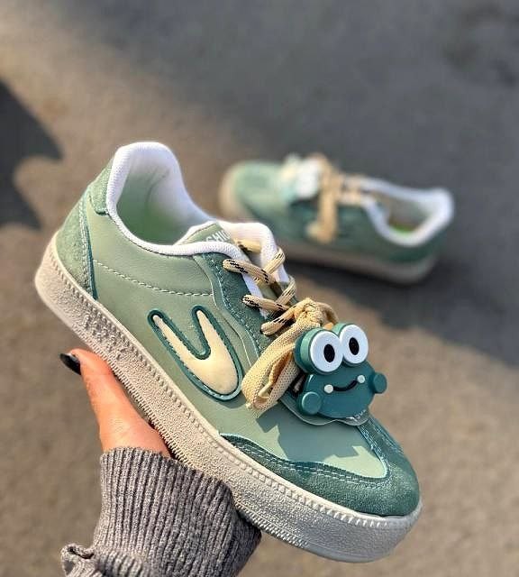فروش واقعی کفش اسپرت زنانه دخترانه مدل ونس قورباغه‌ای شیک و ویژه رنگ سبز  باارسال رایگان