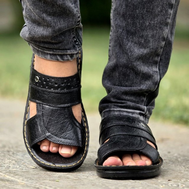 حراج بی نظیر دمپایی صندل  مردانه صددرصد طبی  با کیفیت عالییی رنگ مشکی باارسال رایگان