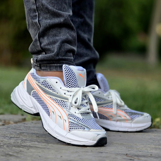 حراج شگفت انگیز کفش کتونی اسپرت مردانه و پسرانه مدل اسیکس جدید و منحصر بفرد رنگ سفید نارنجی  با ارسال رایگان