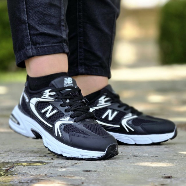 فروش دلبرانه کفش کتونی اسپرت زنانه دخترانه مدل نیوبالانس 530 سبک و راحت رنگ  مشکی سفید با ارسال رایگان