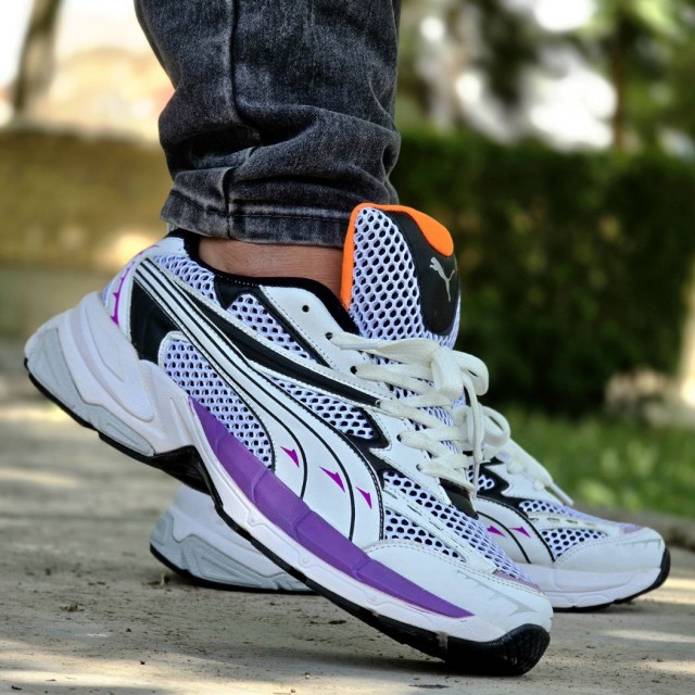 فروش جذاب کفش کتونی اسپرت مردانه و پسرانه مدل اسیکس  نرم و مقاوم رنگ سفید بنفش   با ارسال رایگان