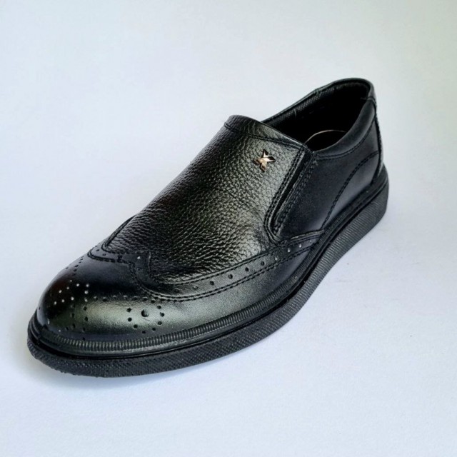 طرح جدید کفش مجلسی مردانه و پسرانه چرم طبیعی تبریز نرم و مقاوم  رنگ مشکی  با ارسال رایگان