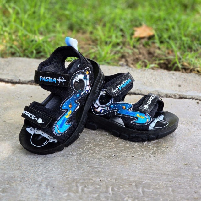 فروش ویژه صندل بچگانه چسبی شیک و راحت  رنگ مشکی ابی با ارسال رایگان