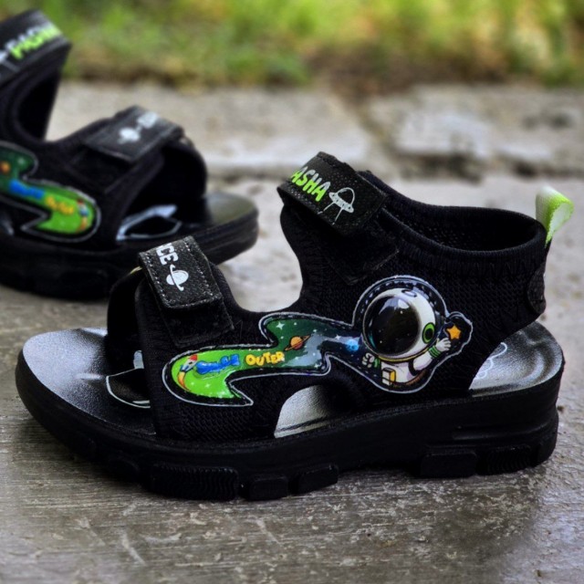 فروش عالی صندل بچگانه چسبی خاص و جدید رنگ مشکی سبز   با ارسال رایگان