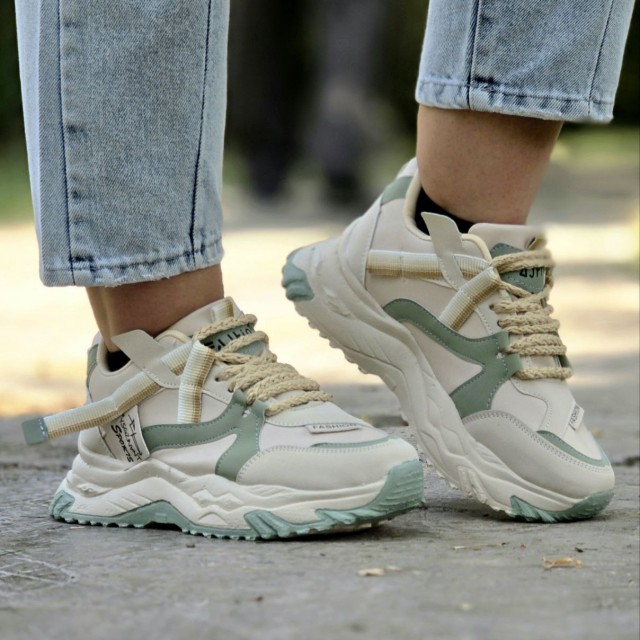 حراجیییی کفش اسپرت زنانه دخترانه مدل فشیون  بادوام و مقاومت بالا رنگ کرم سبز باارسال رایگان