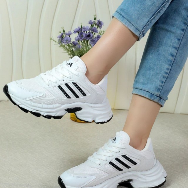 حراج بی نظیر کفش کتونی اسپرت زنانه دخترانه مدل ادیداس  شیک رنگ سفید مشکی با ارسال رایگان