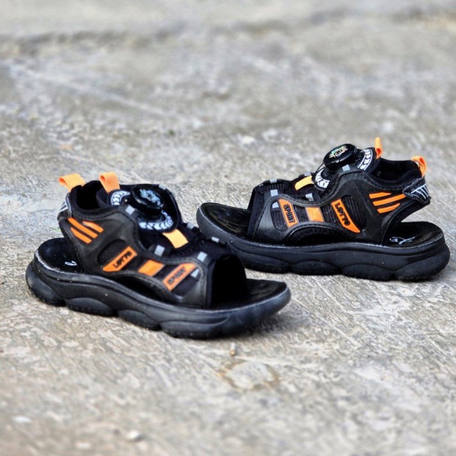 حراج ویژه  صندل پمپی بچگانه پرفروش و پرطرفدار رنگ مشکی نارنجی  با ارسال رایگان