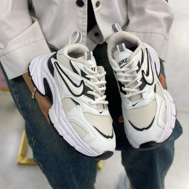 فروش واقعی کفش کتونی اسپرت  زنانه دخترانه مدل نایک زیبا و دلبر رنگ سفید مشکی با ارسال رایگان