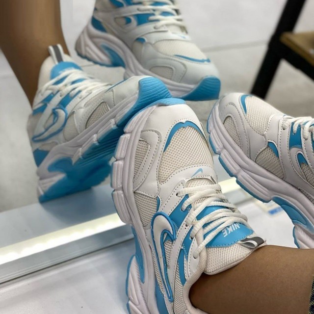 فروش با کیفیت کفش کتونی اسپرت  زنانه دخترانه مدل نایک پرفروش رنگ سفید ابی با ارسال رایگان