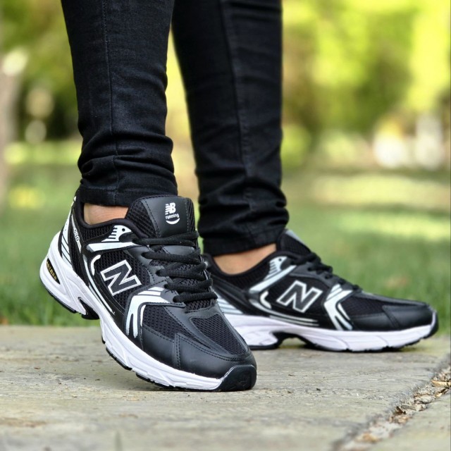 حراااج فوق العاده کفش کتونی اسپرت مردانه و زنانه مدل نیوبالانس 530 جدید و راحت رنگ مشکی سفید   با ارسال رایگان